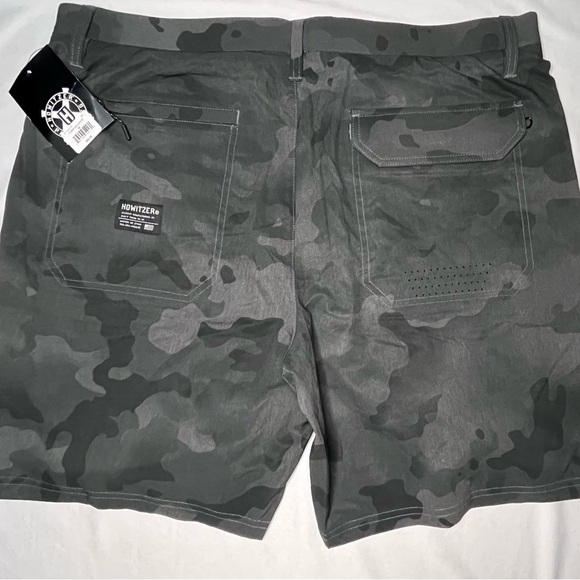 HOWITZER Men's Camo Athletic Shorts - Gray - Picture 7 of 7